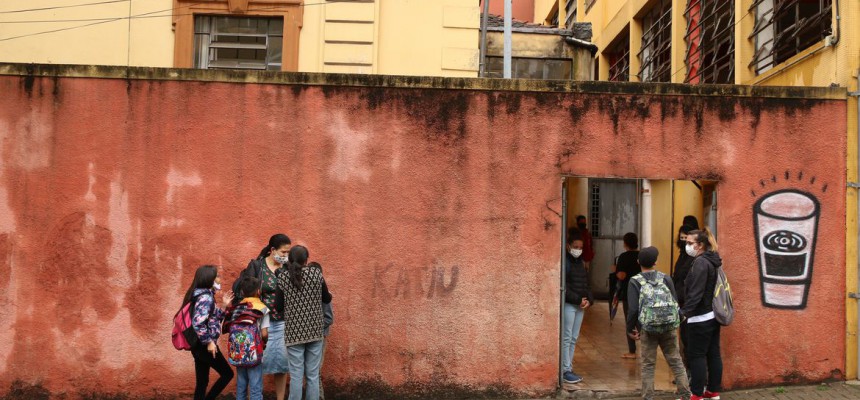 escolas_sao_paulo_rvrsa_abr_1810212173